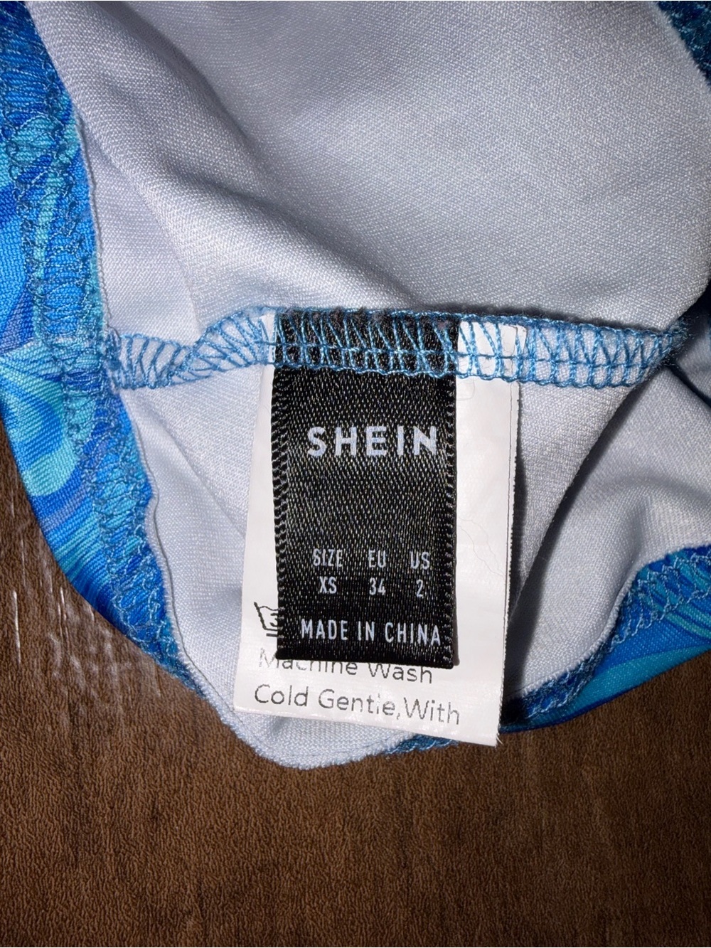 SHEIN Blue Tie Dye Cropped Halter Top Size XS - Picture 3 of 3